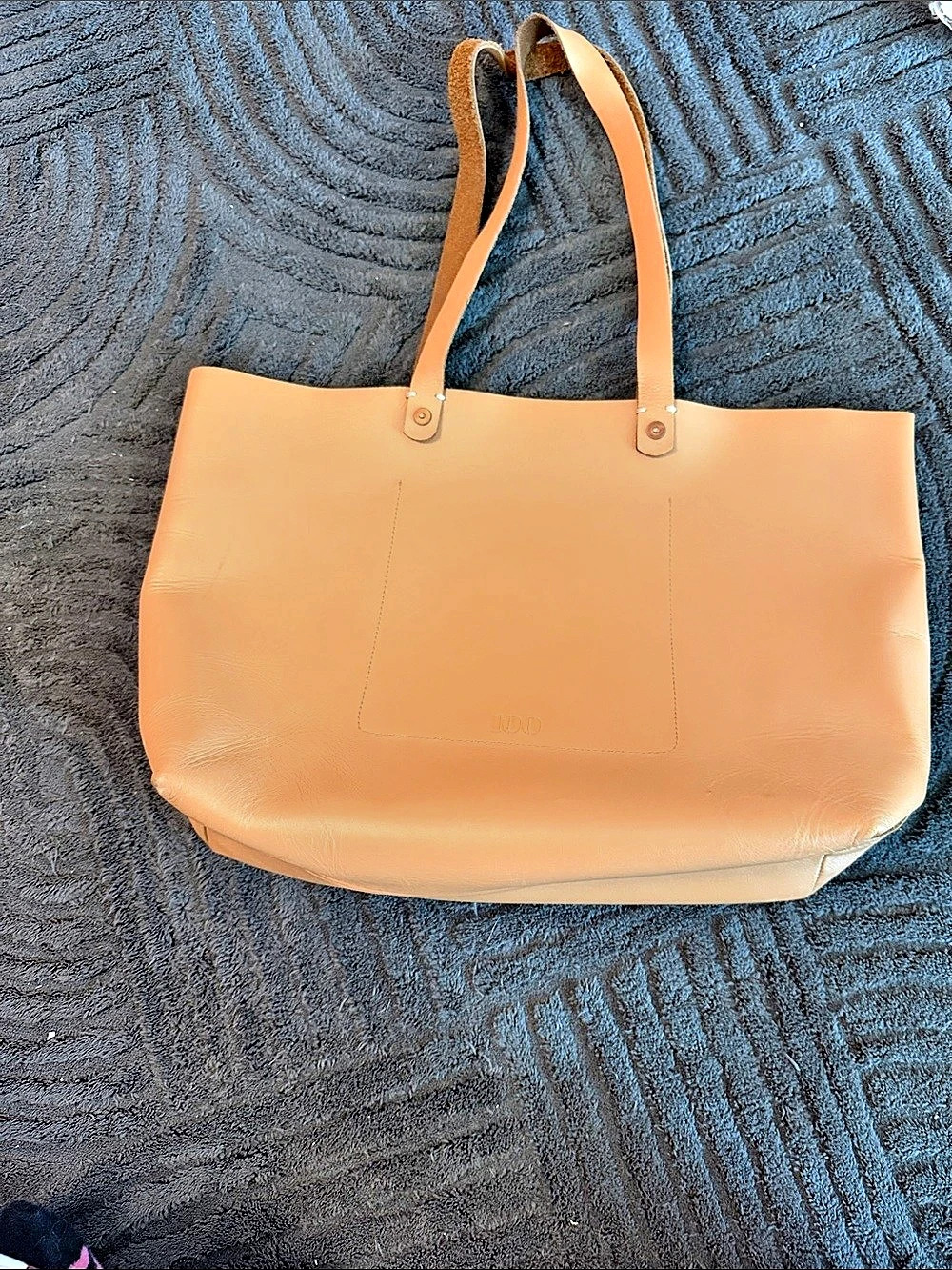 FEED Leather Tote in Orange